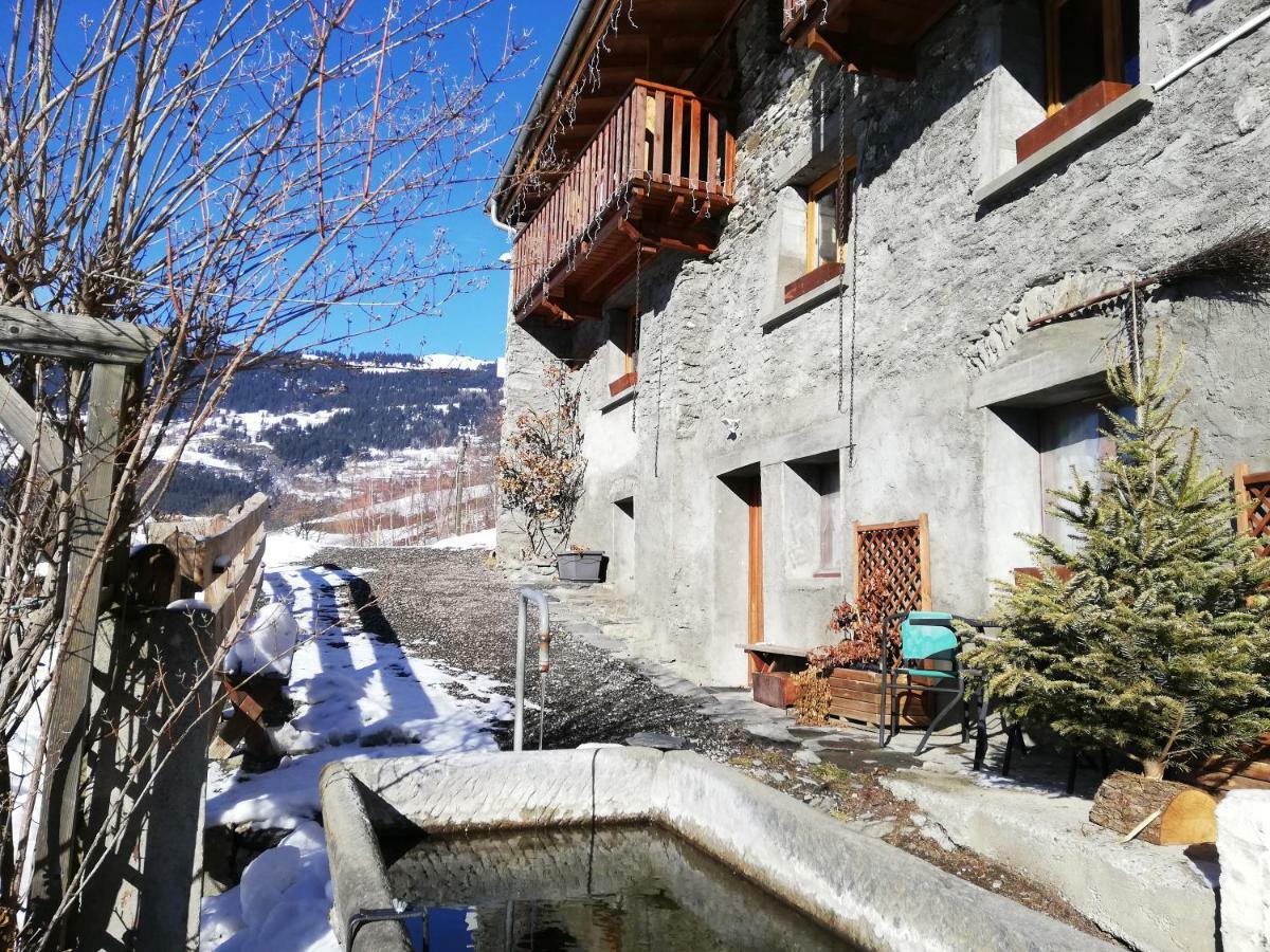 Les Balcons Du Molliebon Séez Exterior foto
